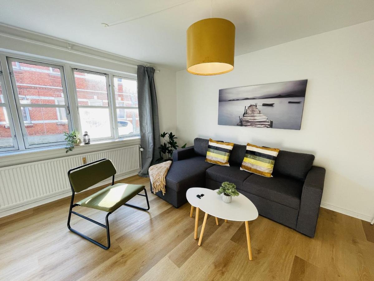 Aday - Central Terrace Apartment In Hjørring Eksteriør billede